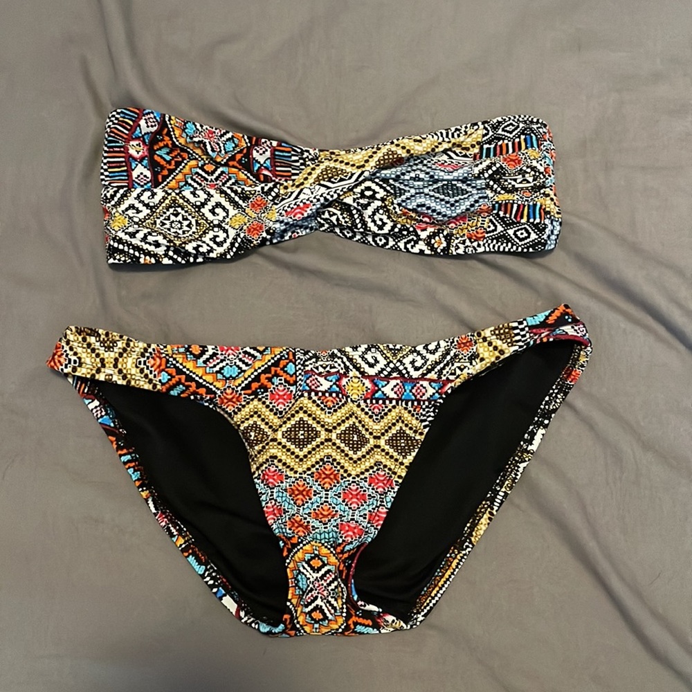 Bikini Bundle - Picture 5 of 5